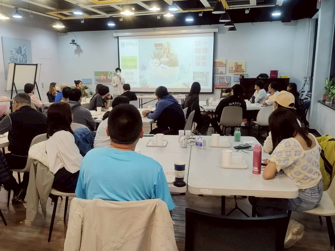 ESG蚵殼粉多肉組盆-上課照-基隆港務 ESG蚵殼粉多肉組盆-上課照-基隆港務